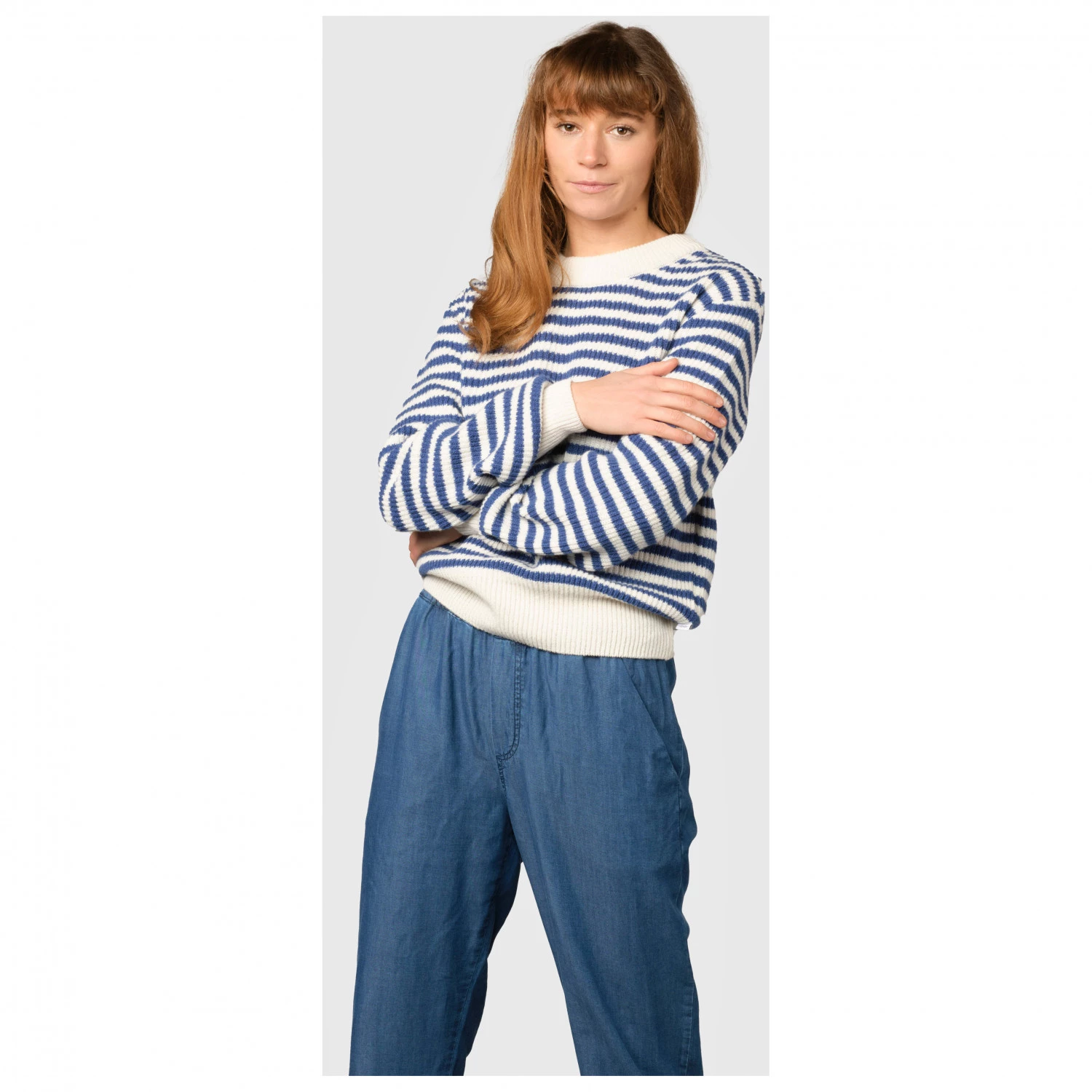 Klitmøller Collective - Women's Gunilla Knit - Pull en laine mérinos 3 Klitmøller Collective - Women's Gunilla Knit - Pull en laine mérinos – Image 3